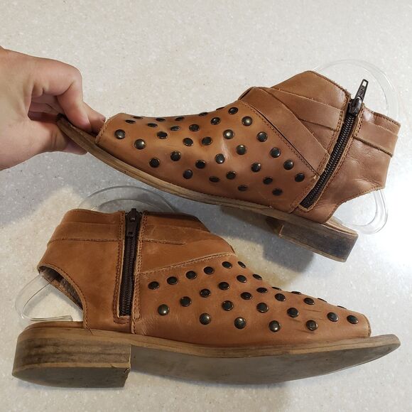 Anthro Musse & Cloud Booties Womens 8 Brown Leather Studded Peep Toe Ankle Zip - Picture 8 of 9